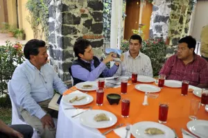 Se reúne alcalde de San Pedro Cholula con introductores de ganado