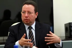 Reaparece Eukid Castañón como operador en el PAN y el gabinete estatal