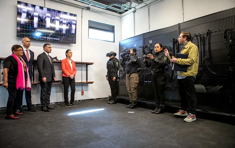 claudia-sheinbaum-centro-de-realidad-virtual-policia-cdmx