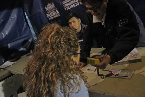 En Operativo Alcoholímetro remiten 23 autos al depósito vehicular