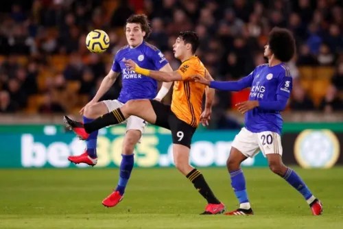 Con Raúl Jiménez en cancha, Wolverhampton empata ante Leicester City