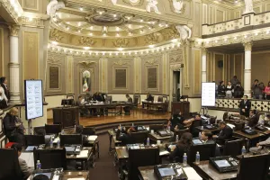 Congreso avala enajenación de predio para arena de espectáculos