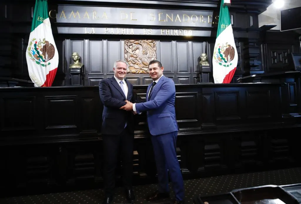 Armenta comprometido a promover una mayor representación de las mujeres en puestos de liderazgo