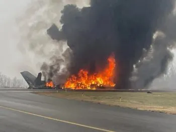 Jet privado se estrella en aeropuerto de Carolina del Norte; reportan muertes