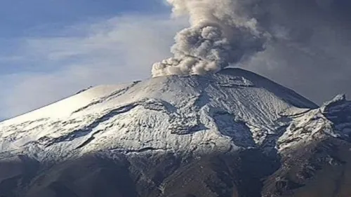 Volcán Popocatépetl registra 144 exhalaciones en las últimas 24 horas