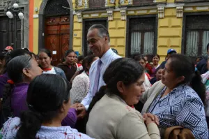 Recibe Giorgana a habitantes del municipio de Naupan