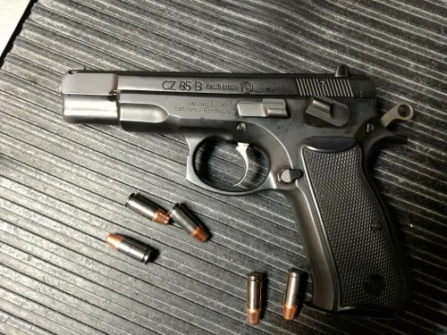 Detienen a motociclista con arma de fuego en la colonia Guadalupe Hidalgo