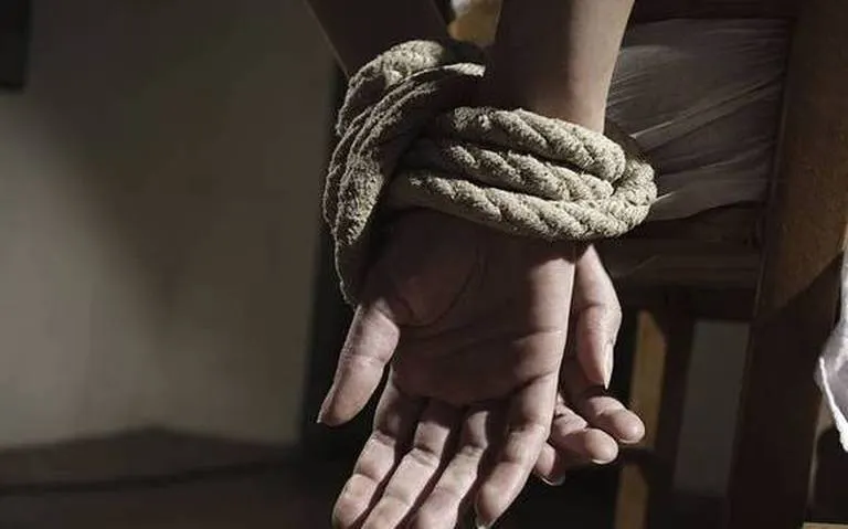 Levantan a pareja de jóvenes en Acatzingo en pleno San Valentín