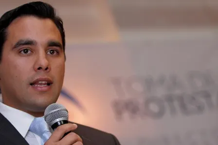 Anuncian premio para jóvenes en 2012