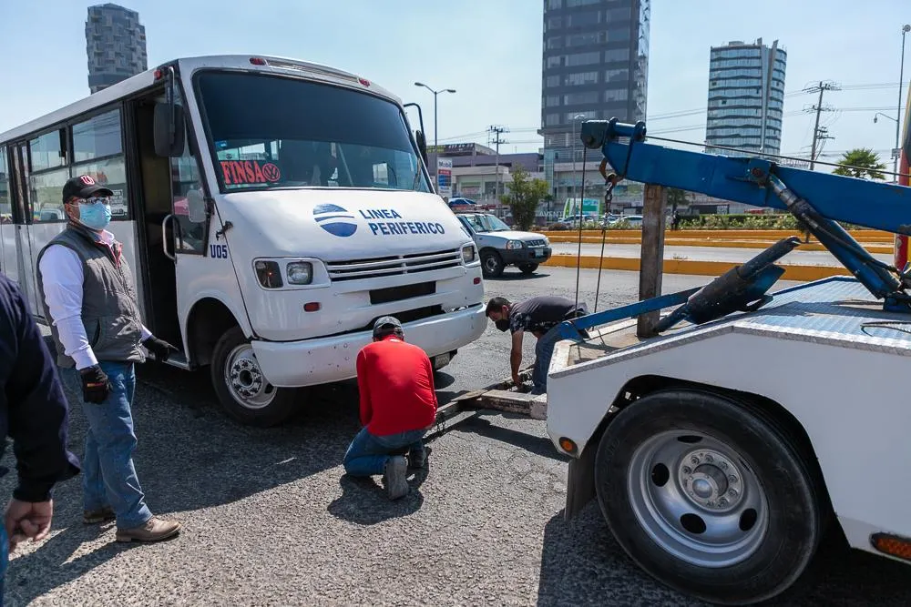 Asegura movilidad y transporte unidades irregulares