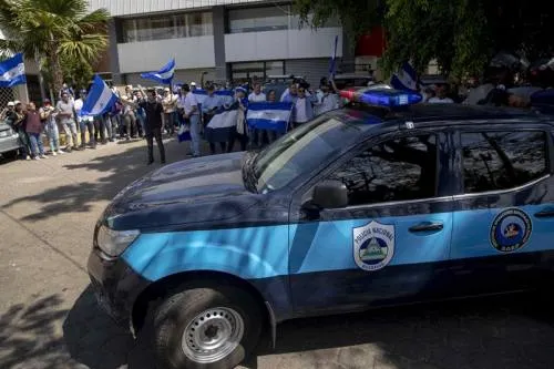 Detienen a 35 personas en marcha opositora en Nicaragua