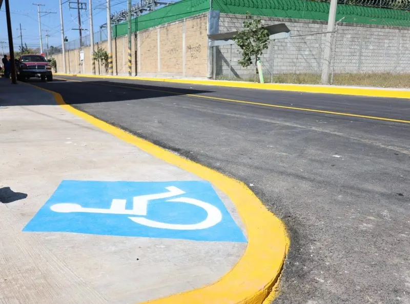 Ariadna Ayala entrega rehabilitación de la carretera a Tianguismanalco en Rancho Gamboa