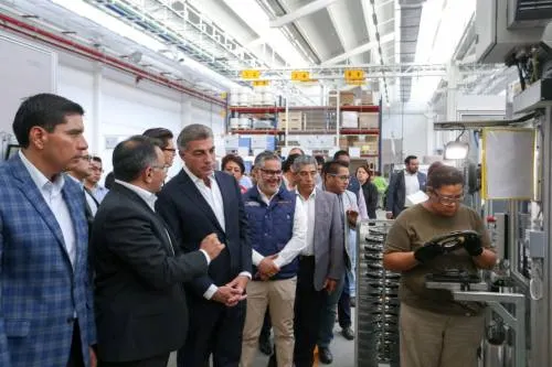Tony Gali fomenta el desarrollo de las zonas industriales