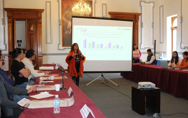 Imparten taller a regidurías del Ayuntamiento de Puebla en materia de derecho a una vida libre de violencia
