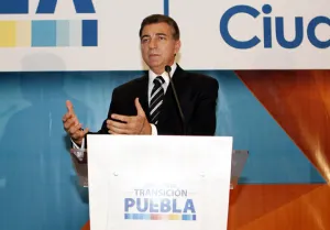 Gali trabajará con gobierno estatal para remodelar el Cuauhtémoc