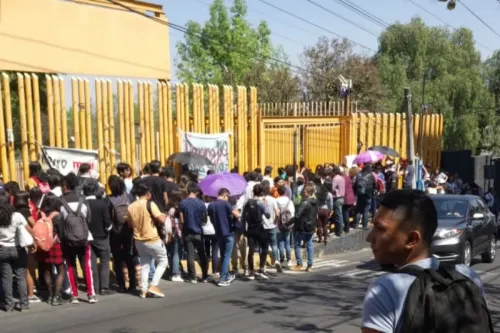Al menos cuatro heridos tras enfrentamiento en CCH Sur