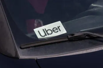 Uber y Didi no podrán hacer base en la Feria de Puebla; eliminarán tarifa dinámica
