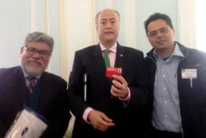 Dictan catedráticos de la Ibero Puebla conferencia en la Universidad Estatal de San Petersburgo