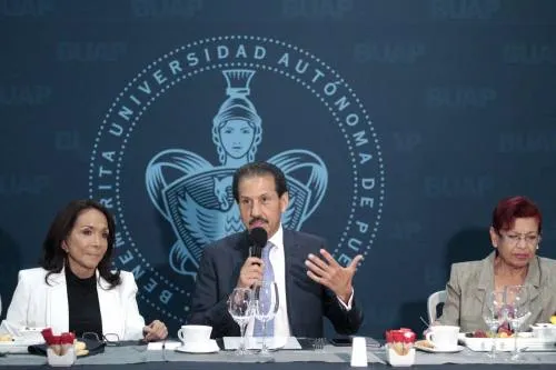Candidatos deben realizar propuestas basadas en el civismo y los valores: Esparza