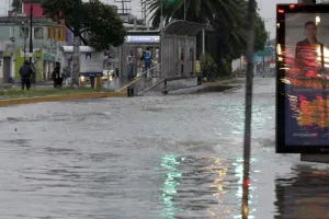 Se desborda Vaso Puente Negro; Ejército activa Plan DN III