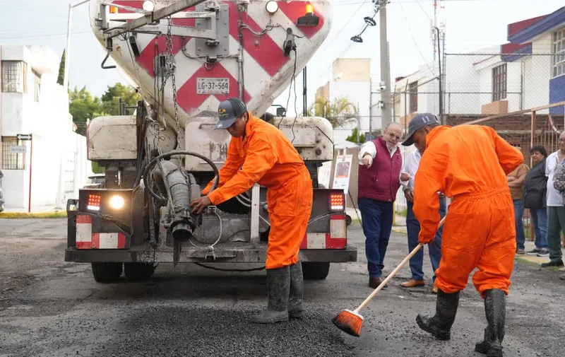 Encabeza Pepe Chedraui arranque de trabajos de bacheo en frío en la capital