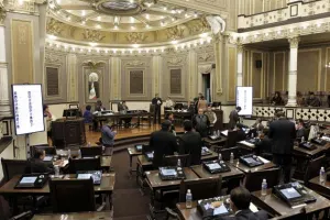 Si reemplacamiento tiene costo, PRI votaría en contra: Leyva