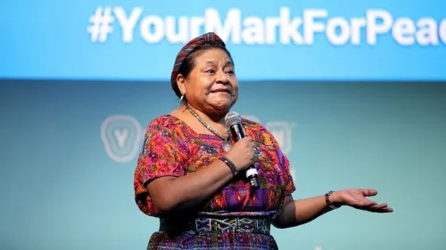 Rigoberta Menchú pide perdón a la Madre Tierra en medio de protestas por el cambio climático