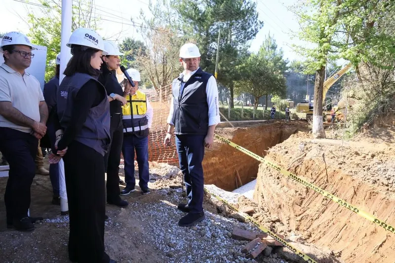 gob_pue-supervision_obra_hidrica-zacatlan_01-esp