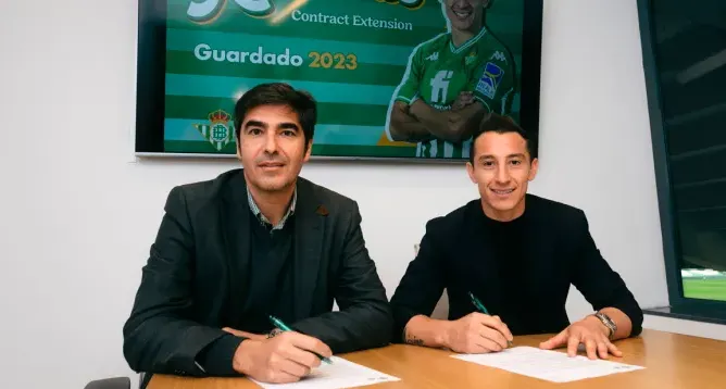 Guardado seguirá con el Betis hasta 2023