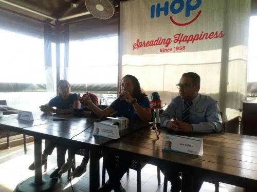 IHOP y AMANC apoyan a niños con cáncer en Puebla