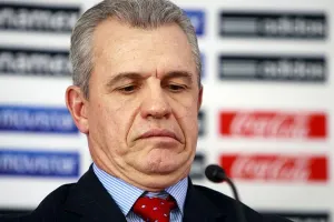 Fiscalía acusa a Javier Aguirre de amañar partido