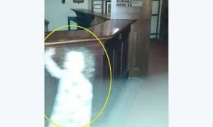 Una británica captura la imagen de una niña fantasma