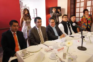 Universidades lanzan proyecto Entre Aulas Experience