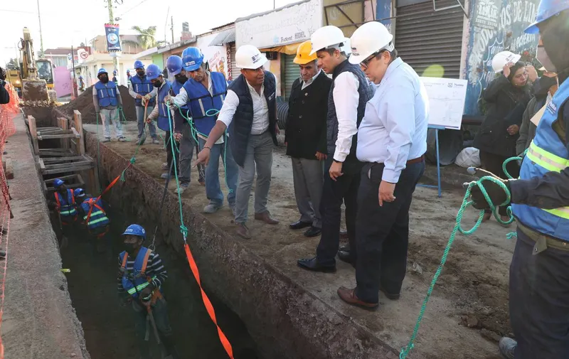 por-buen-rumbo-obras-de-drenaje-para-xochimehuacan-y-aparicio.