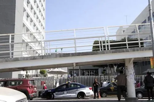 Atropellan a una persona de la tercera edad frente al hospital ISSSTE