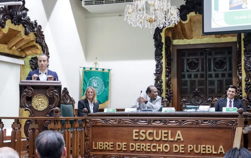 mario-riestra-leyendas-enfrnajadas-eld