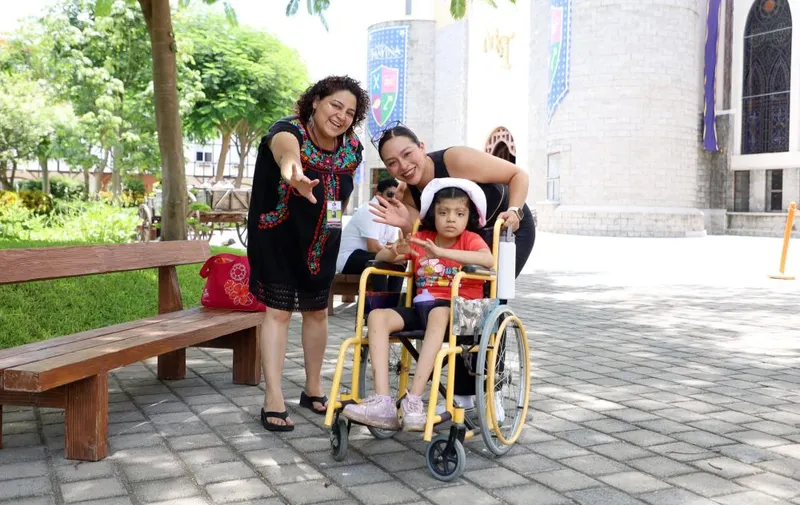 DIF Puebla Capital brinda a 54 familias del CMERI experiencia recreativa en Mundo Imáyina