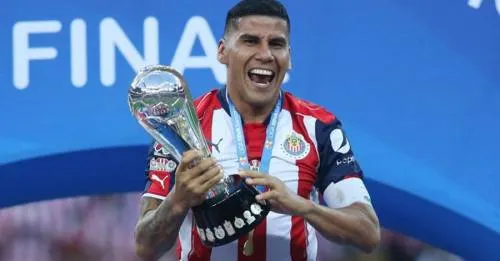 Carlos Salcido explicará salida de Chivas y su futuro el 29 de diciembre
