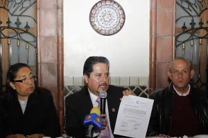 Auiemss va por amparo para abrir solicitudes de programas Rvoes