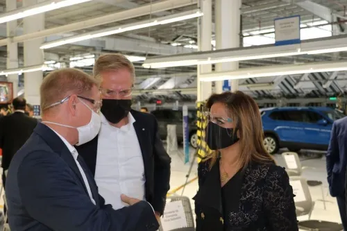 Repunta producción y exportaciones automotrices desde Puebla