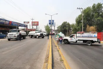 Piperos se manifiestan en distintos puntos de la ciudad por clausura de pozos de manera injustificada