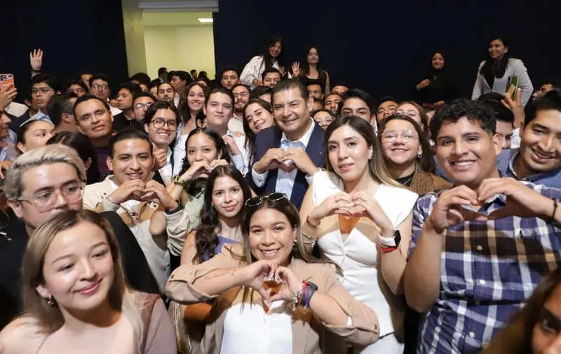 armenta-encuentro-con-jovenes