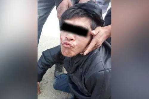 Vecinos de Granjas del Sur retienen y golpean a sujeto que intentó robar en taller mecánico