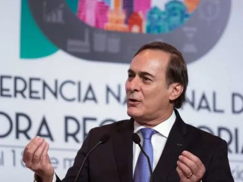 Espera CCE que Trump quite aranceles a acero y aluminio