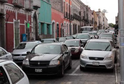 Conoce los cierres viales y vías alternas para este lunes