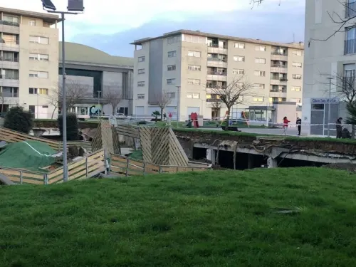 Se desploma estacionamiento subterráneo en Cantabria