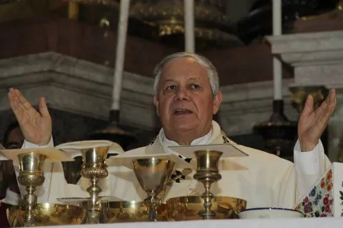El único sacerdote reconocido de Huehuetlán es el padre Musió Cruz: Arzobispo