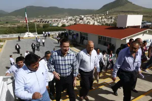 Estoy desconectado de renovación CEN PAN: Moreno Valle