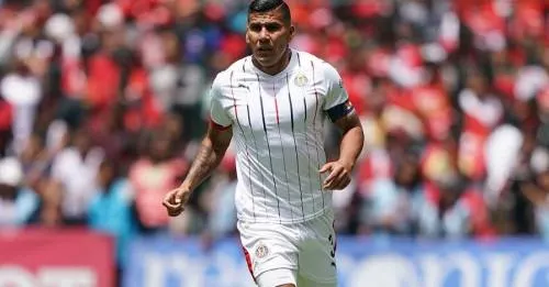 Chivas anuncia fin de segunda etapa de Carlos Salcido con el club