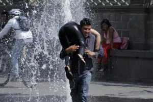 Se prevén lluvias y temperaturas calurosas en el país